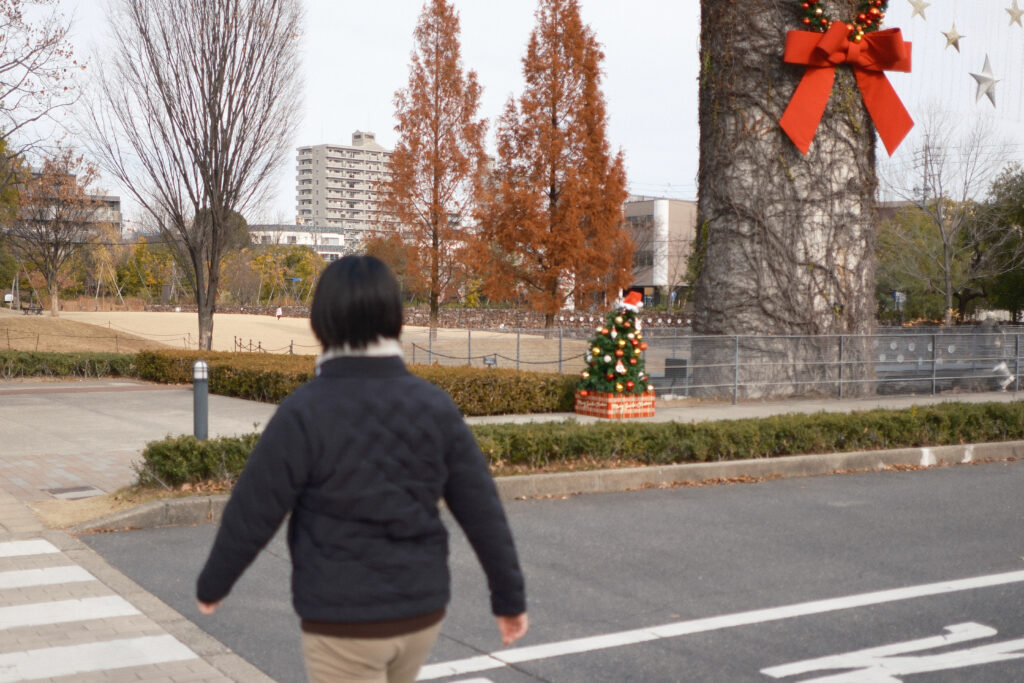 走り出す奥さん