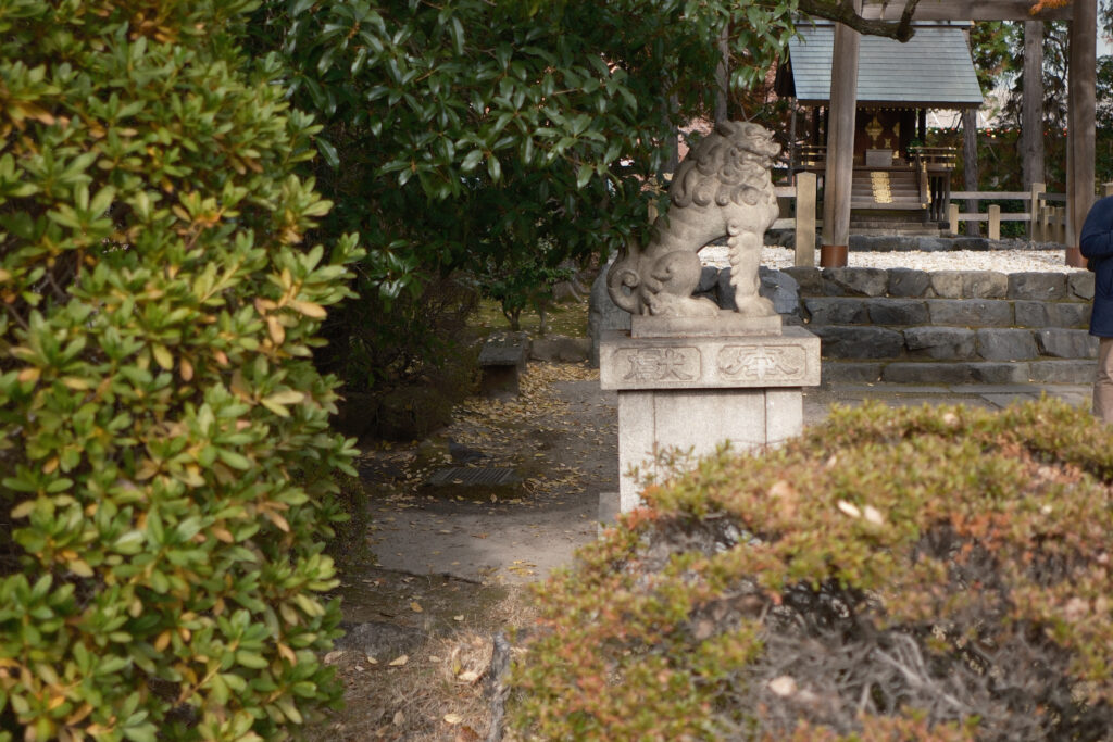 狛犬と神社