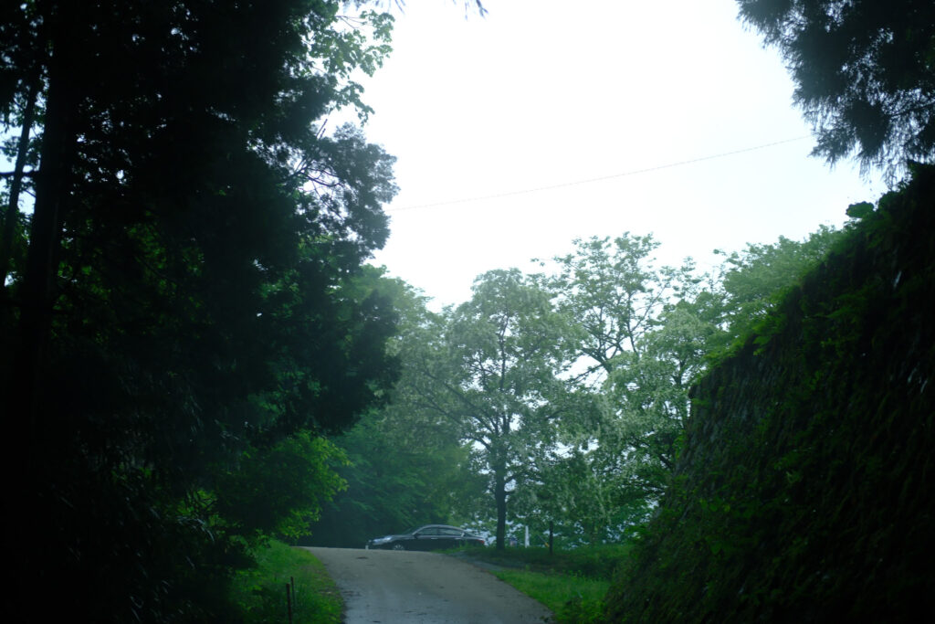 岩村城跡の駐車場