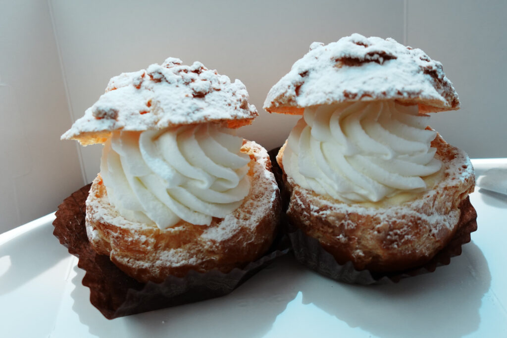 Patisserie ChezKOBEのシュークリーム