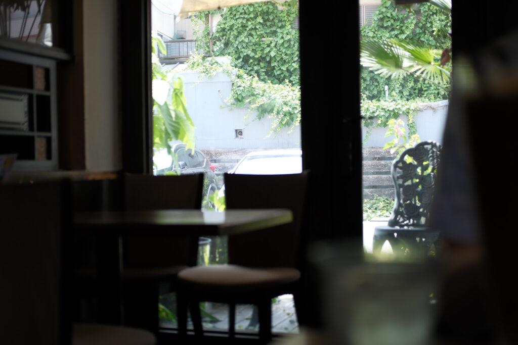 珈琲館「麗」の店内