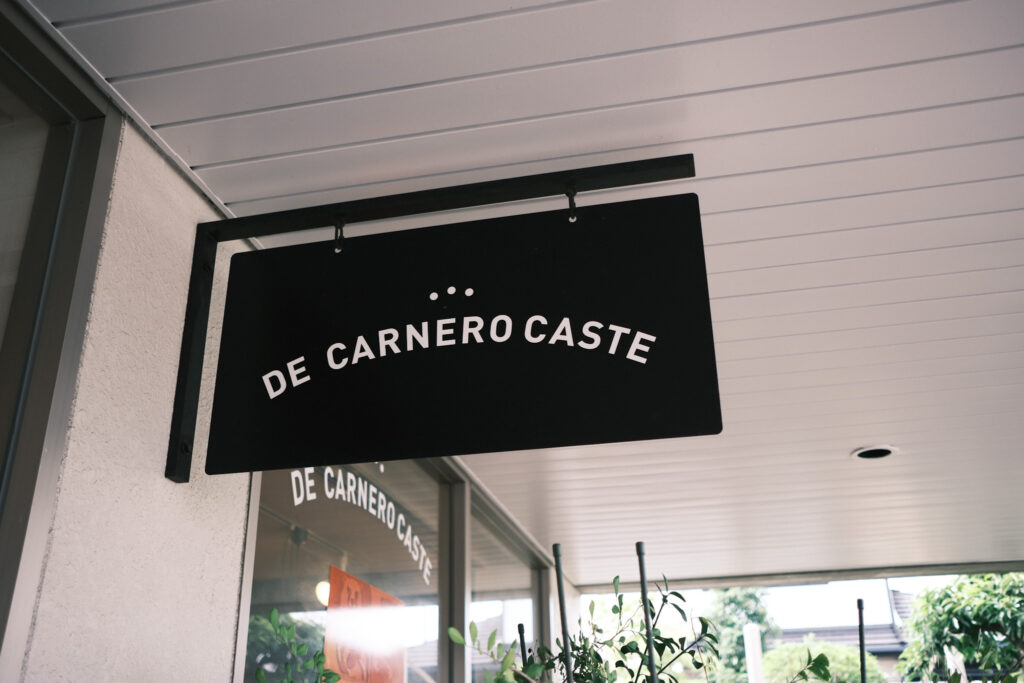 DE CARNERO CASTE