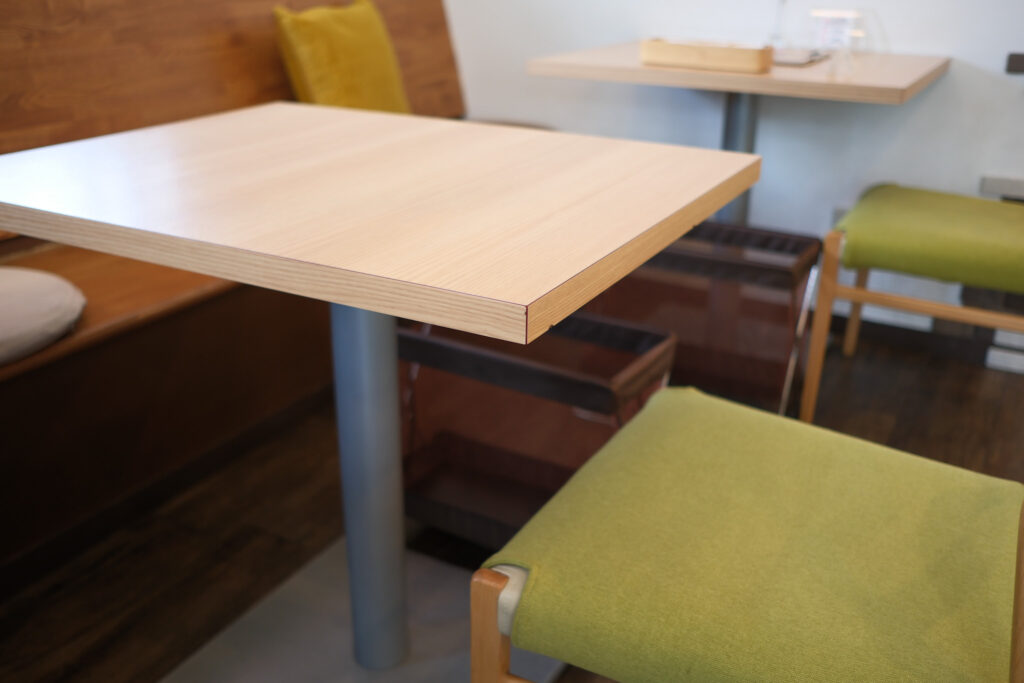 グルテンフリーのカフェ「コルポ」の店内